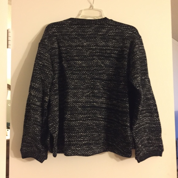 Beautiful Lucky Brand sweater - Picture 3 of 3